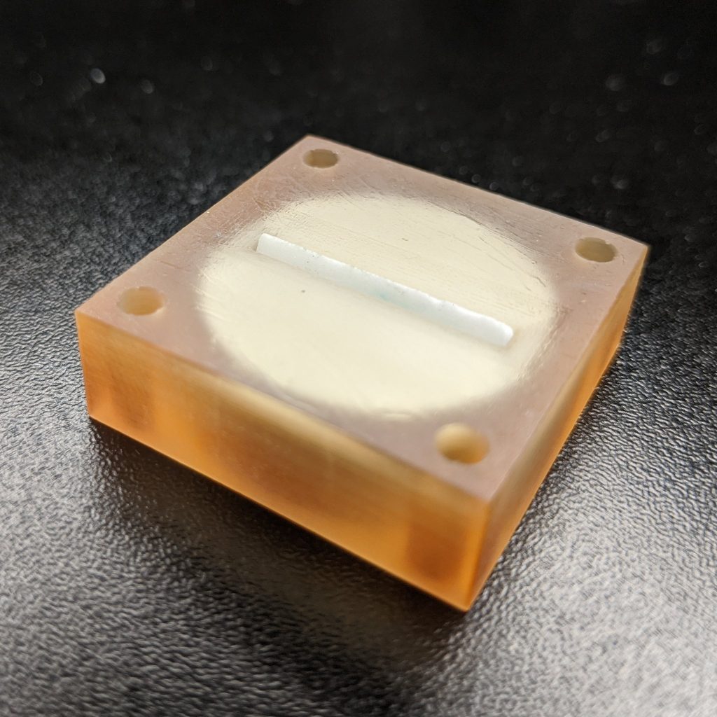 AIS-ILIS1 3D Printed Case - Accura 48HTR with Porous Glass Emitter Test Fit