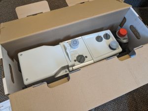 Crowdfunded-Edwards-RV12-Vacuum-Pump-Unboxing-4